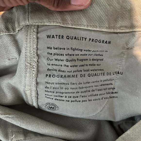 GUC Banana Republic shorts - Picture 6 of 9